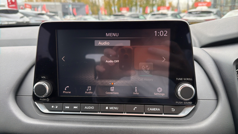 Nissan Qashqai 1.3 DiG-T MH Acenta Premium 5dr Petrol Hatchback